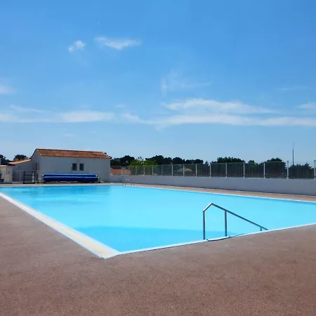 Hébergement de vacances Charmante Maison Avec Piscine Chauffée Et Tennis, Proche Plage, - Fr-1-224a-59 *